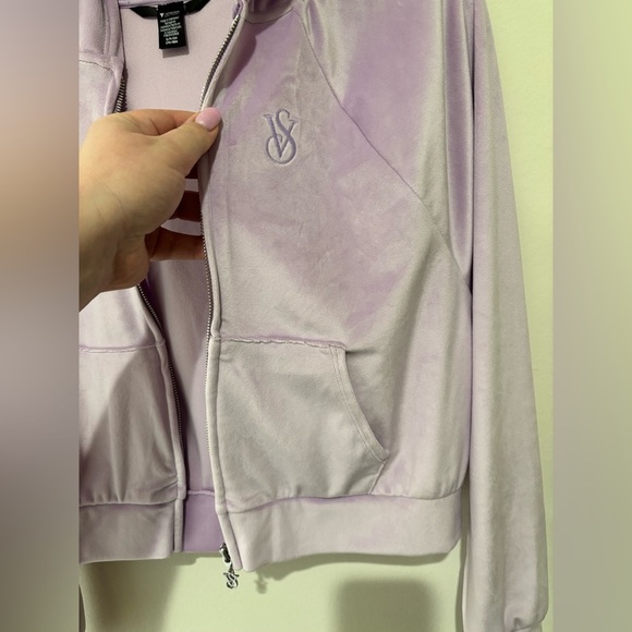 Victoria’s Secret Purple Zip Jacket size small - Picture 2 of 5